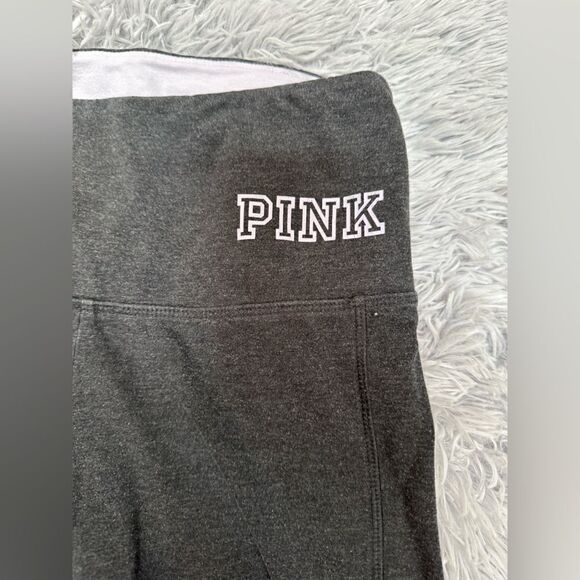 Victoria Secrets Pink Woman’s Leggings - Picture 3 of 5